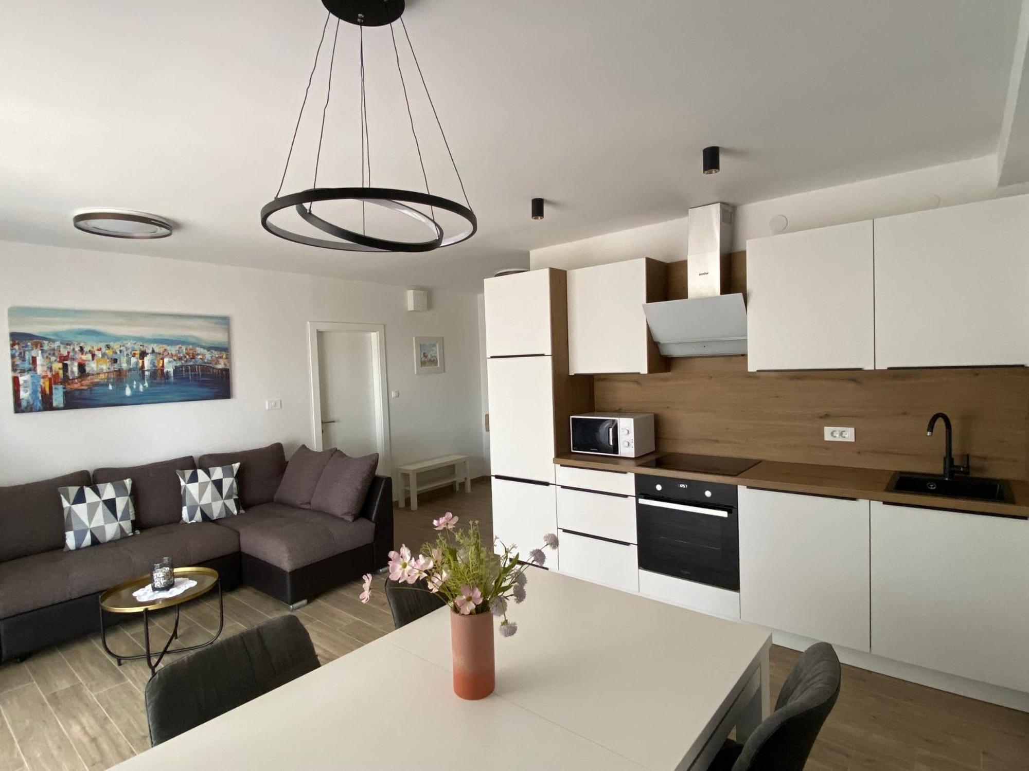 Marazul Apartments Povljana Eksteriør billede