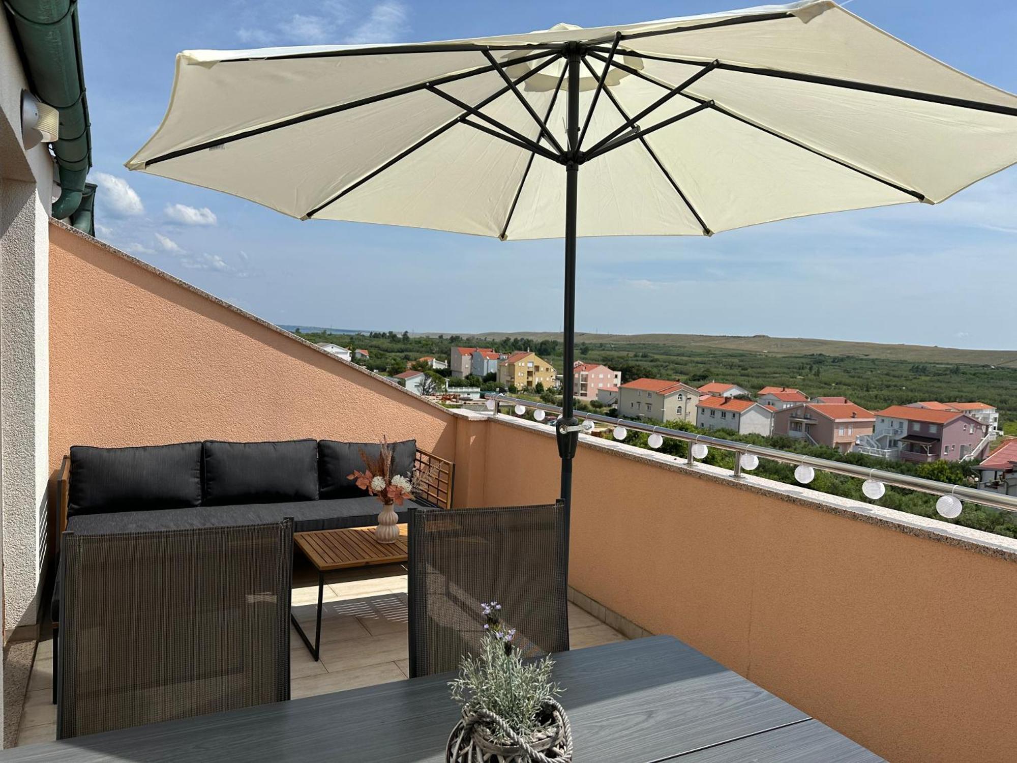 Marazul Apartments Povljana Eksteriør billede