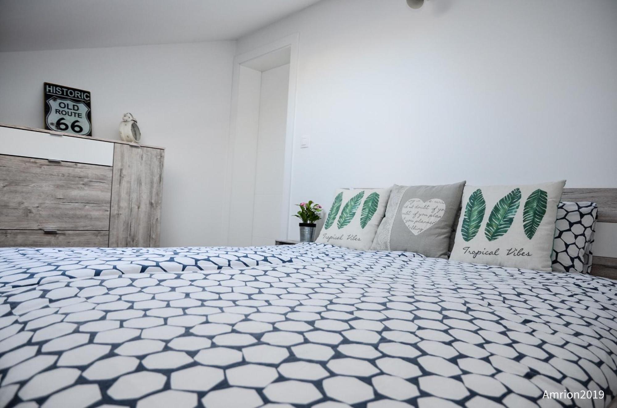 Marazul Apartments Povljana Værelse billede